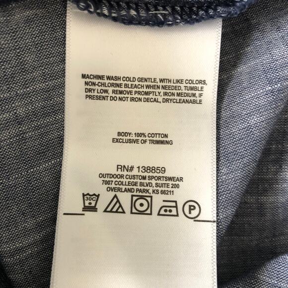 Columbia Chambray Shirt Women's Size Small Camp Henry Relaxed  NEW - Picture 9 of 10